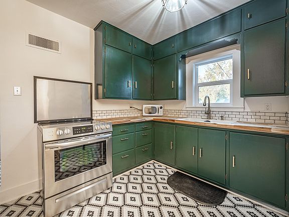 3rd image of 351 1st Avenue East N #N