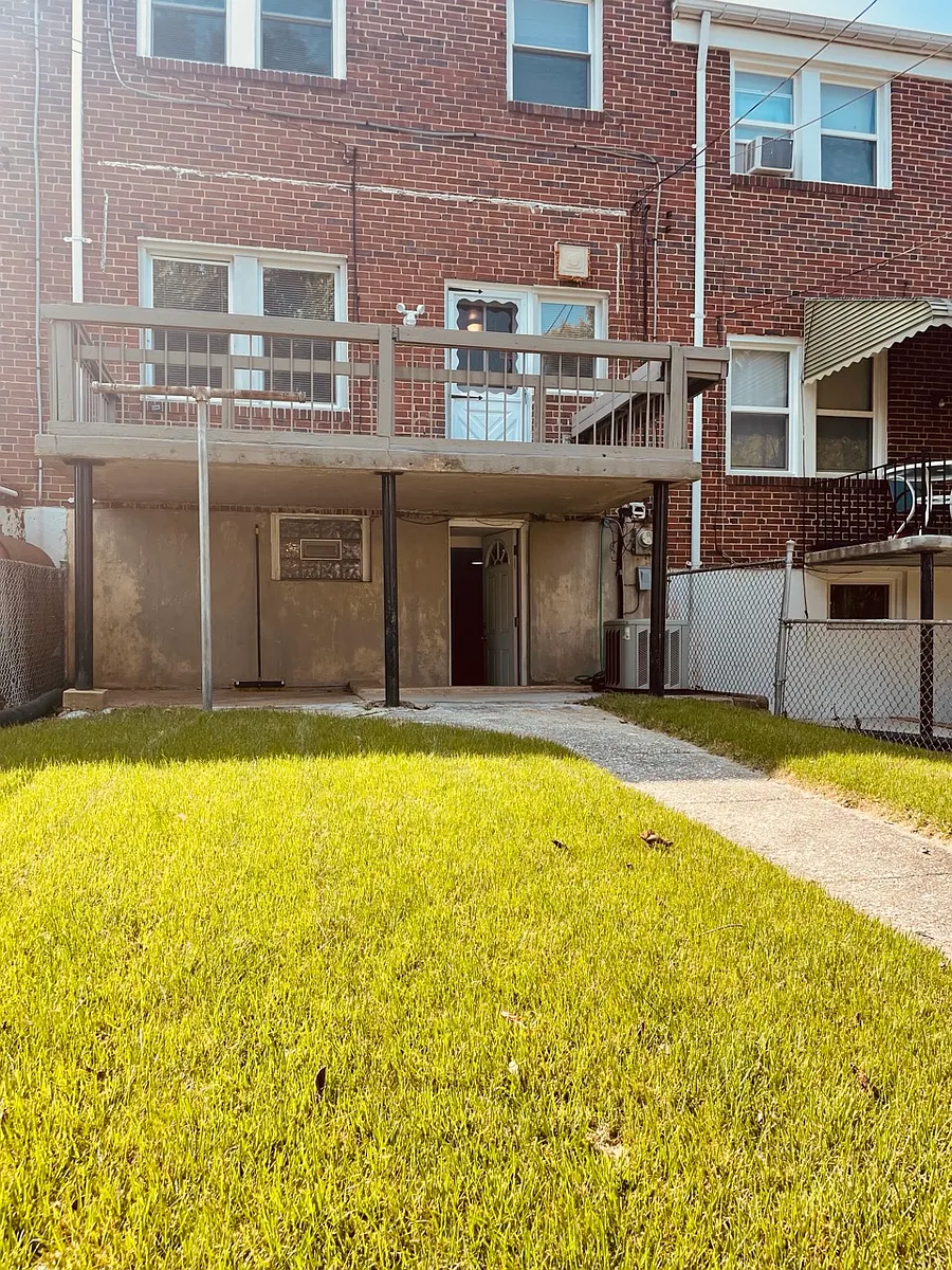 Building Photo - 5517 Hillen Rd