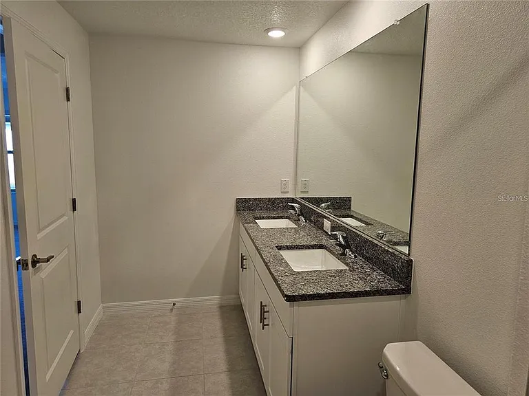 8309 Crescent Oaks Dr — Photo 27