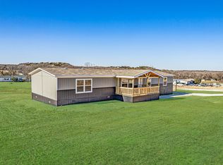 245 Lelon Ln, Springtown, TX 76082