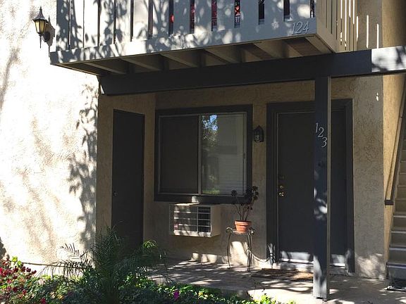 2nd image of 960 E Bonita Ave Unit 123