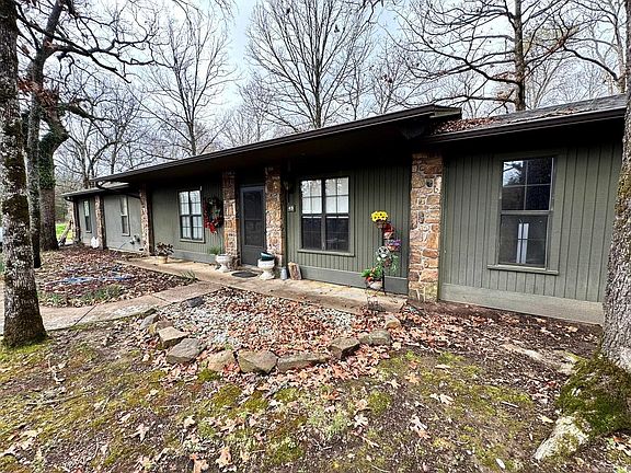 2nd image of 49 Valley Rd