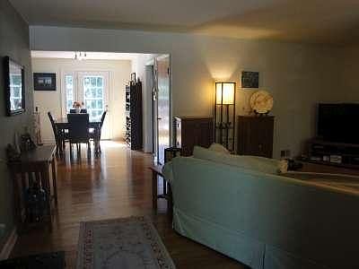 3rd image of 3737 Wenzler Dr
