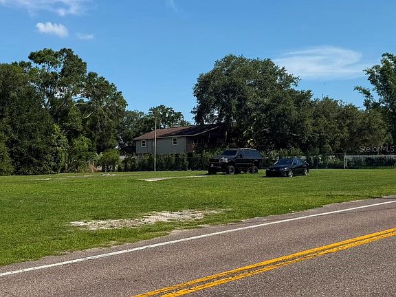 3rd image of 8844 S MOBLEY ROAD