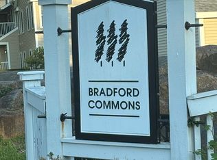 105 Bradford Commons Ln UNIT 105, Braintree, MA 02184