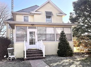 108 N Poplar St, Amboy, IN 46911