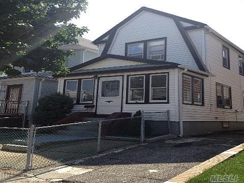 2nd image of 10754 109th St