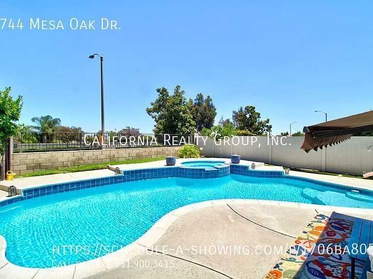 8744 Mesa Oak Dr — Photo 39