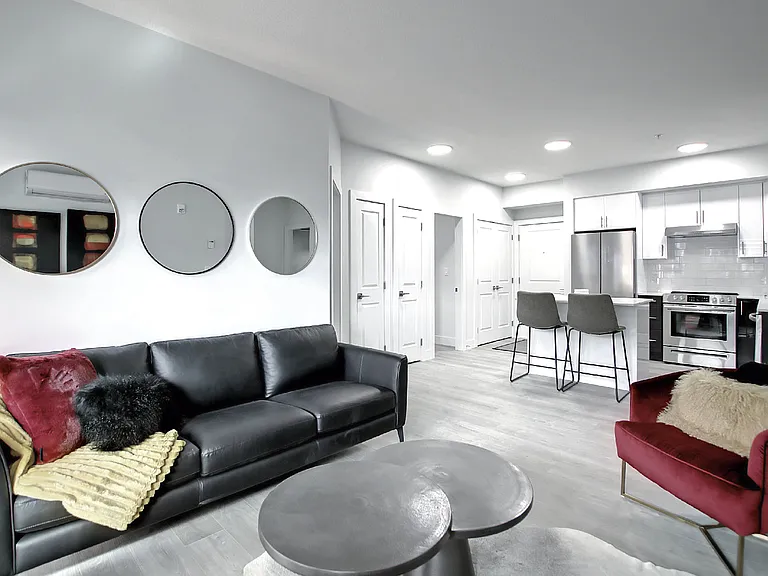 823 Daniels Way SW — Photo 11