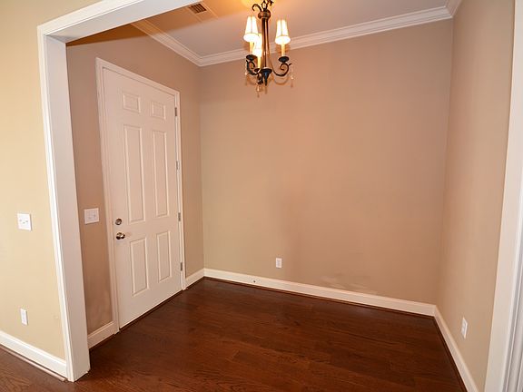 4th image of 54 Atherton Cir SW