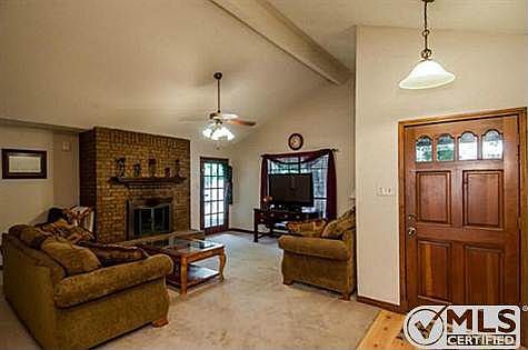 3rd image of 837 Brian Dr