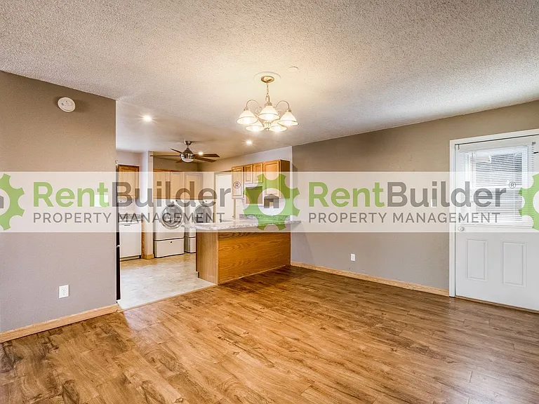 14104 Turner Pl NE — Photo 12