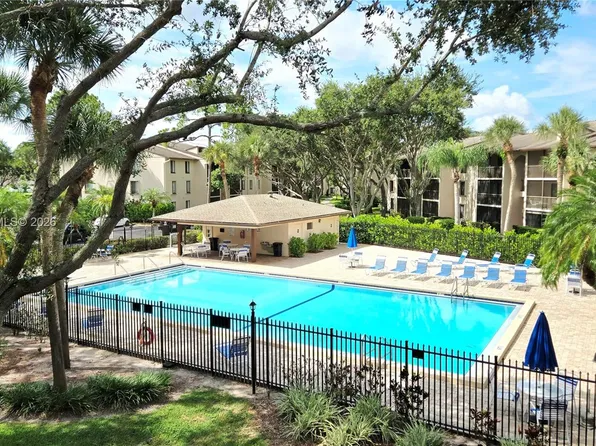202 Foxtail Dr APT G2, Greenacres, FL 33415