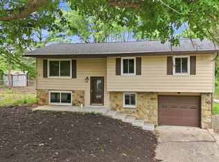 110 S Pine Cone Ct, Ellettsville, IN 47429