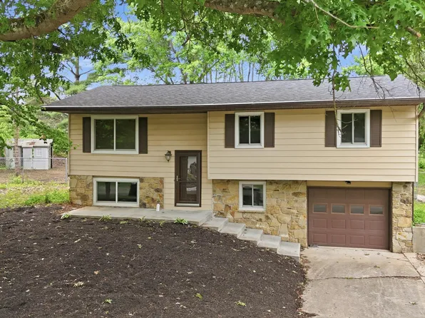 110 S Pine Cone Ct, Ellettsville, IN 47429