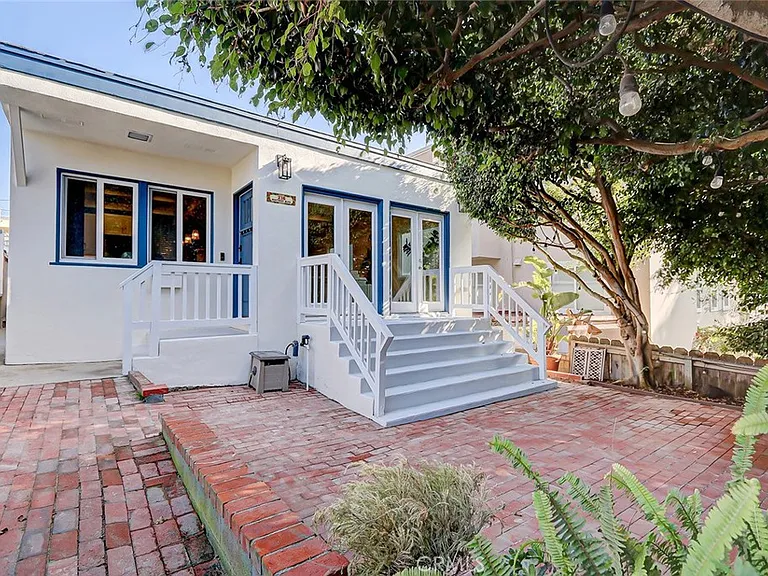 216 Monterey Blvd — Photo 17