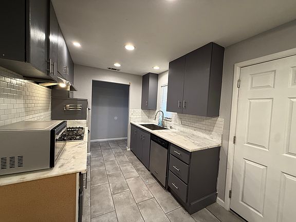 5th image of 2510 Moscano Way