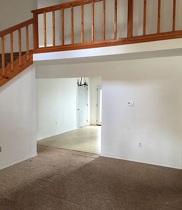2nd image of 116 Little Creek Cir