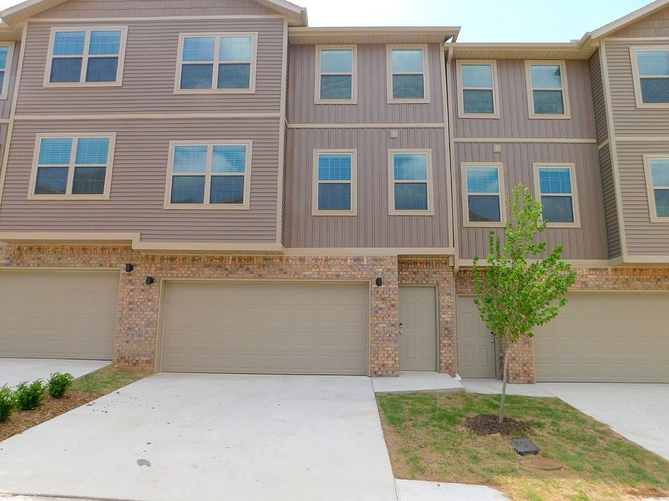 1st image of 265 S Rolling Woods Way