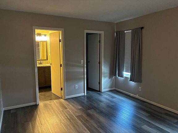 2nd image of 836 Bay Harbor Dr