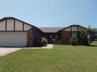 710 Cedar Lane Ct, Tecumseh, OK 74873