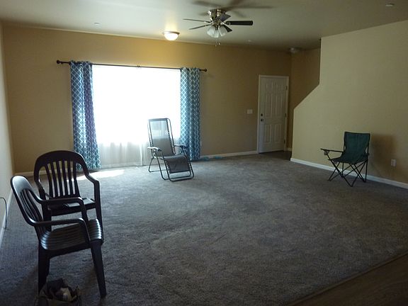 5th image of 809 SE Kinsley Ln