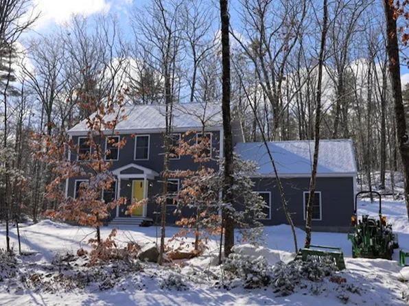 35 Birch Hill Road, New Durham, NH 03855