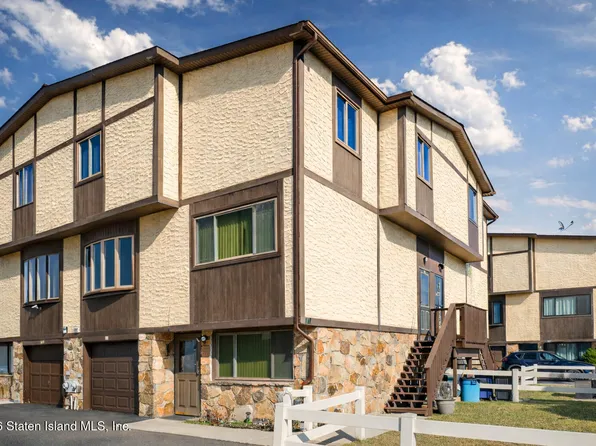 117 Morani St, Staten Island, NY 10314