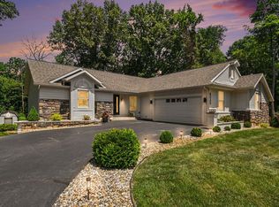 8049 W Applewood Dr, La Porte, IN 46350