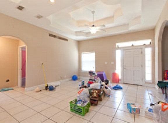 5th image of 401 Castillo Dr