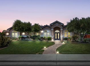 2722 Meadow Ct, Hanford, CA 93230