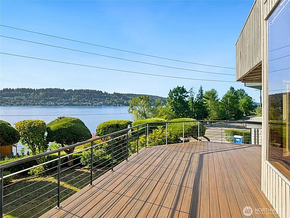 5th image of 3310 Lake Washington Boulevard N