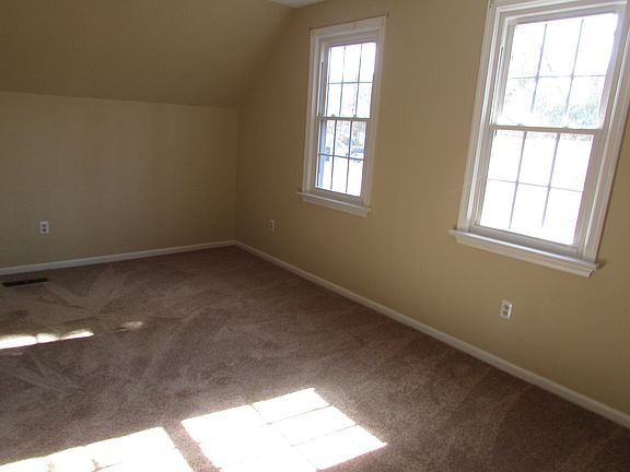 2nd floor bedroom