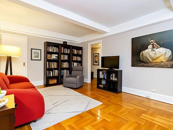 4th image of 410 Central Park W #3C