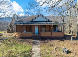 307 S Oak St, Whitwell, TN 37397