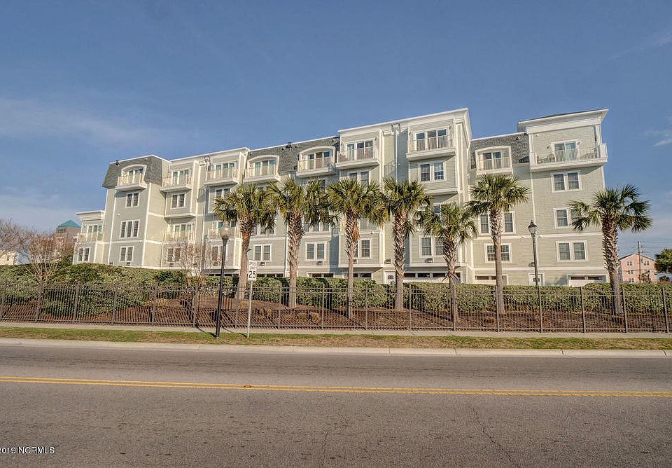 1st image of 305 S Lake Park Boulevard #108
