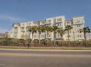 305 S Lake Park Blvd UNIT 108, Carolina Beach, NC 28428