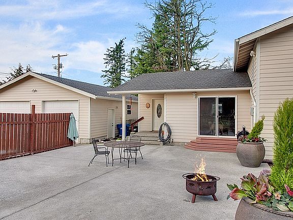 3rd image of 29022 168th Ave SE
