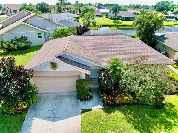 5328 86th St W, Bradenton, FL 34210