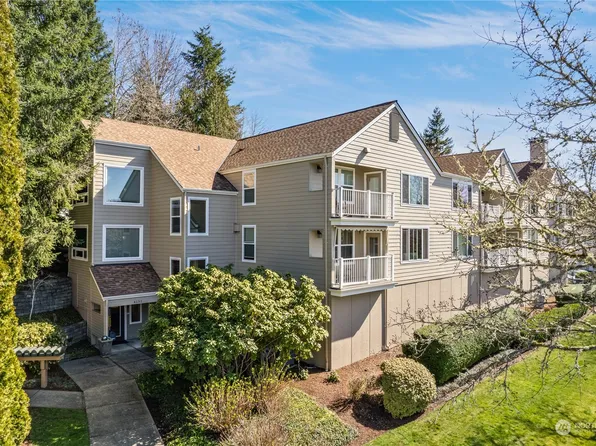 4152 Providence Point Drive SE #101, Issaquah, WA 98029
