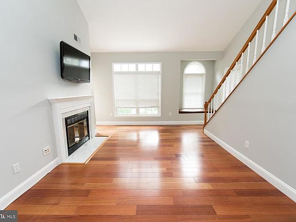 Bright, open floor plan