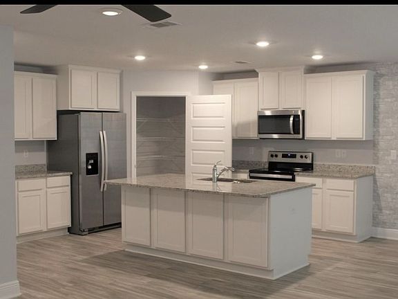 4th image of 3139 Heritage Oaks Cir