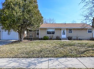 4970 S 51st St, Greenfield, WI 53220
