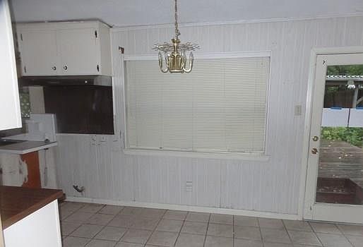 3rd image of 4417 Scottsdale Dr