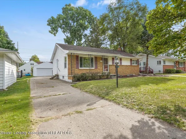 3331 Pickwick Pl, Lansing, MI 48917