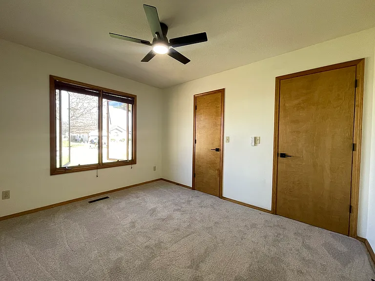 301 N Meadow St — Photo 21