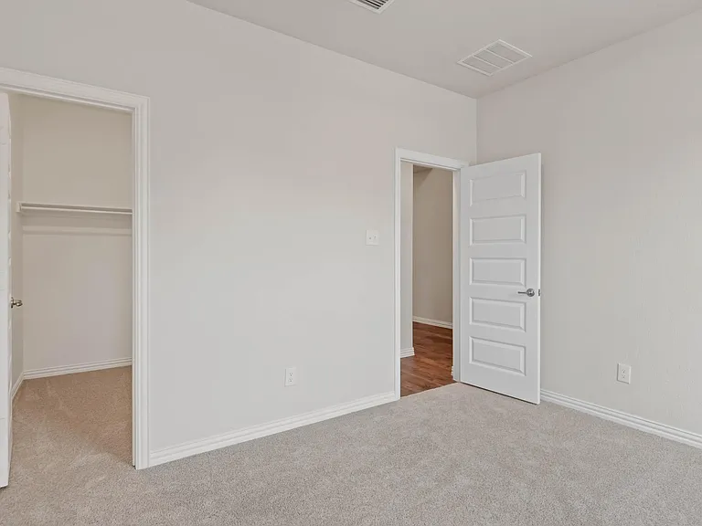 3513 Twin Pond Trl — Photo 21