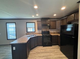 831 N Pontiac Trl #91-7, Walled Lake, MI