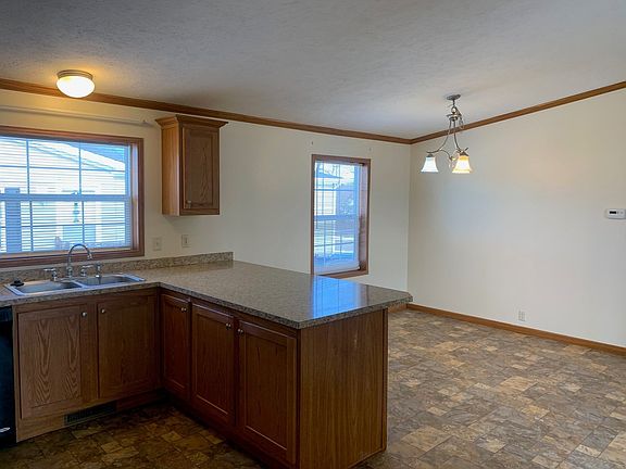 2nd image of 9800 Bloomsbury Cir #567