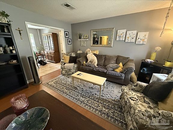 2nd image of 4881 La Ceiba Dr